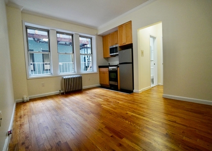 117 West 13th Street - Photo 1