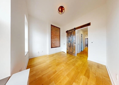 510 E 12th Street - Photo 1
