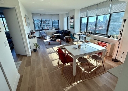 Center Boulevard - Photo 1