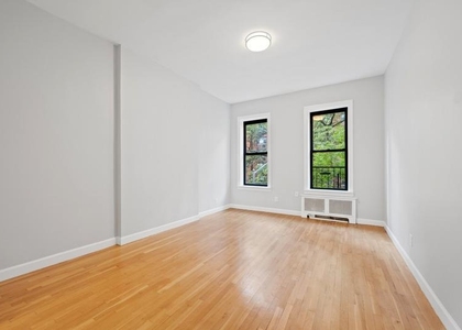313 E 73rd Street - Photo 1
