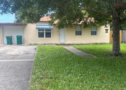1921 Park Avenue - Photo 1