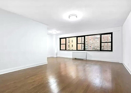 401 East 88th Street - Photo 1