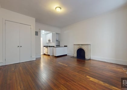 East 65th Street - Photo 1
