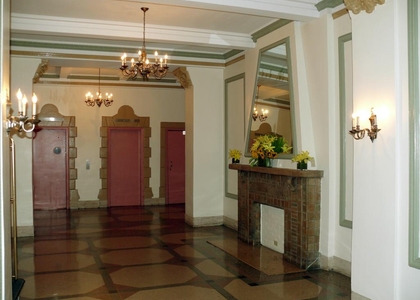 Second Avenue - Photo 1