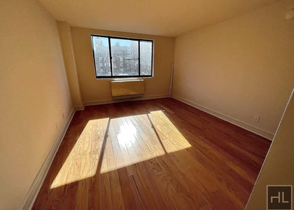 West 96 Street - Photo 1