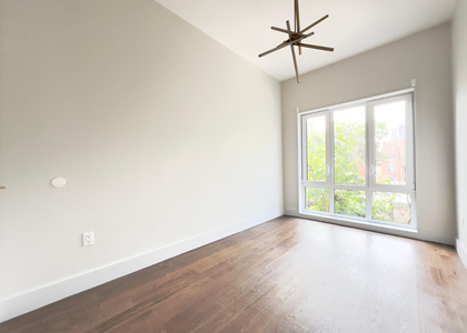 101 Varet Street - Photo 1