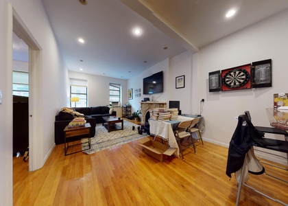 Second Avenue - Photo 1