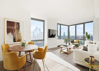 West 45th Street - Photo 1