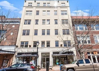 815 King Street - Photo 1