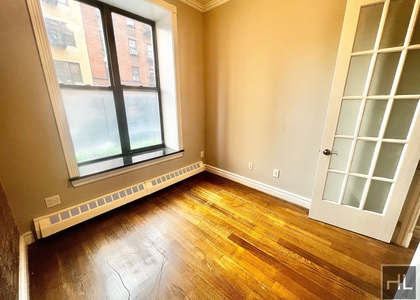 East 28 Street - Photo 1
