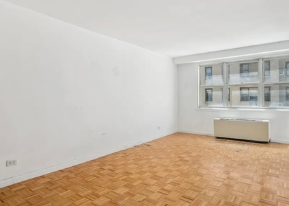 East 80 Street - Photo 1