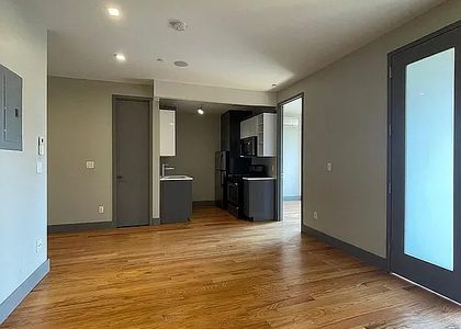 337 melrose - Photo 1