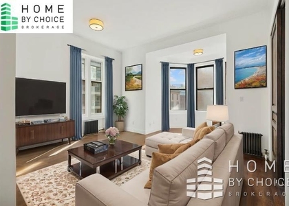 10 5th Avenue - Photo 1