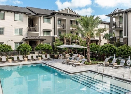 5000 Collina Terrace - Photo 1