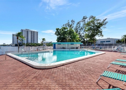 2905 Point East Dr - Photo 1