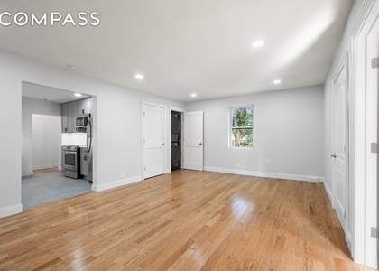 Summit Place - Photo 1