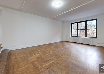 East 38th Street - Photo 1