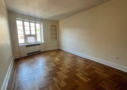Jane Street - Photo 1
