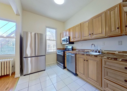 Weirfield St. & Evergreen - Photo 1