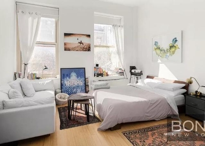 St Marks Place - Photo 1