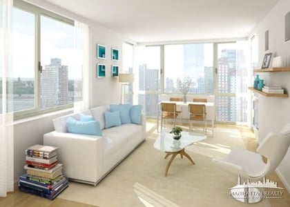 West 37th Street - Photo 1
