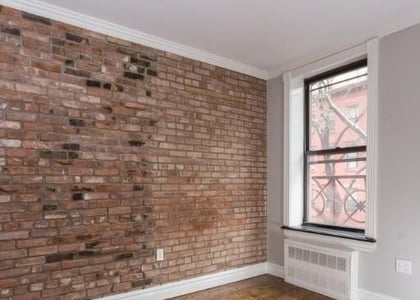 420 East 9th Street - Photo 1