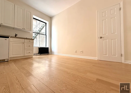 West 72 Street - Photo 1