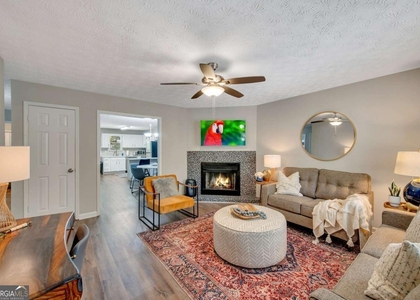 4375 Coopers Creek Drive Se - Photo 1