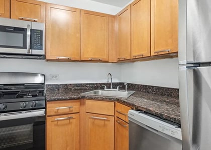 East 80 Street - Photo 1