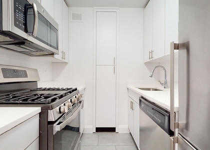 East 26 street - Photo 1
