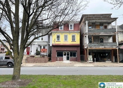 11 S Market Street - Photo 1