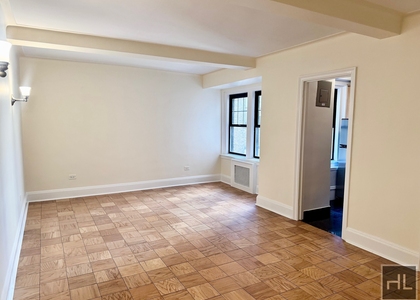 Christopher Street - Photo 1