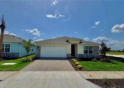 17710 Shade Tree Loop - Photo 1
