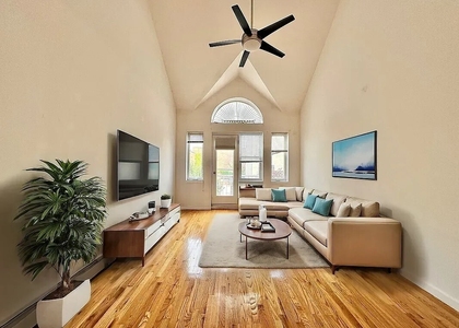 31-12 43rd Street - Photo 1