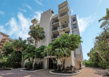 10562 Gulf Shore Drive - Photo 1
