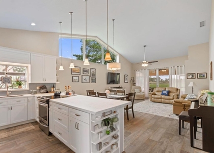 1401 Mahogany Place - Photo 1