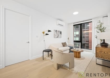 555 West 45th Street - Photo 1