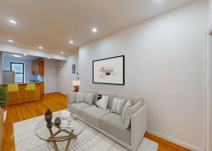 1460 Second Avenue - Photo 1