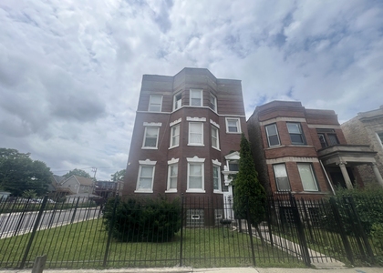 6558 S Green Street - Photo 1