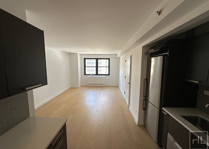 E 39th St - Photo 1