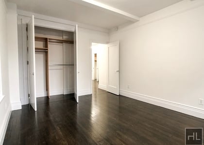 West 68 Street - Photo 1