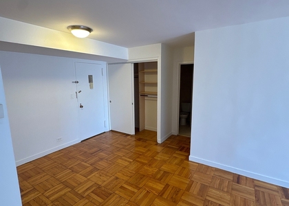 4th Ave - Photo 1