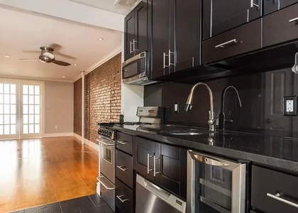 East 7th Street - Photo 1
