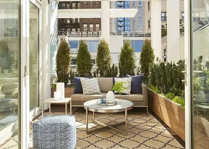16 Warren Street - Photo 1