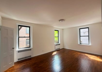 Brooklyn Heights/Borough Hall - Photo 1