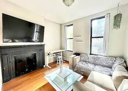 East 9th Street - Photo 1
