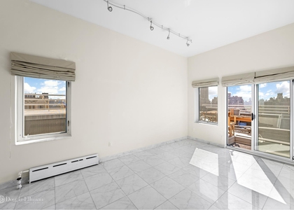 140 W 69th St - Photo 1