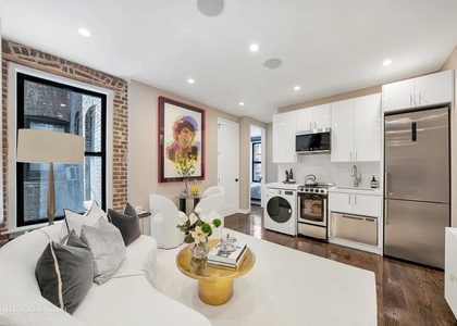 224 Eighth Ave - Photo 1