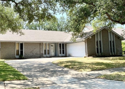 2819 Colony Drive - Photo 1