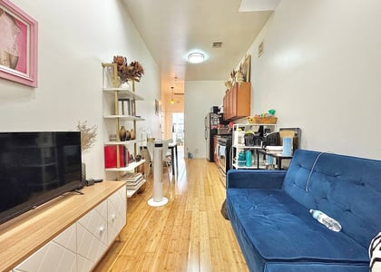 92 Moore Street - Photo 1